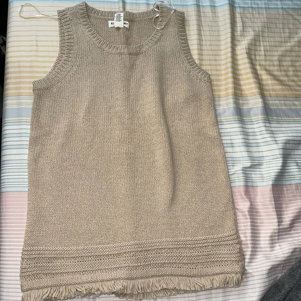 Sleeveless Knit